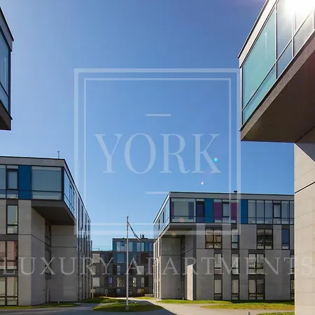 York Luxury Apartamento Tallin