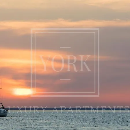 York Luxury Tallin